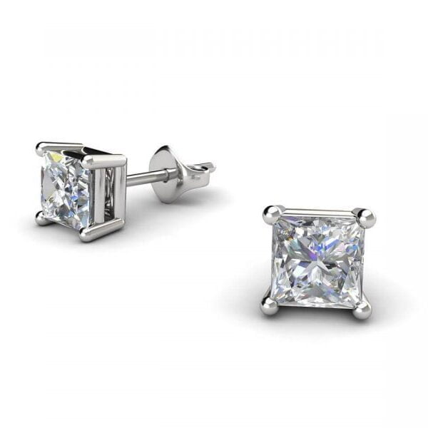 Classic 4-claw princess cut diamond stud earrings